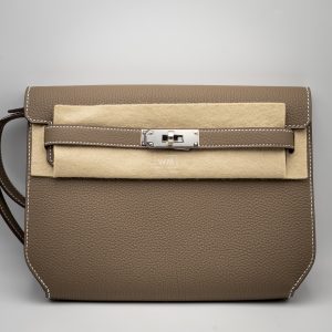Bolso Hermes Kelly 25 Depeches VEAU Togo Etoupe Nuevo a Estrenar 2025