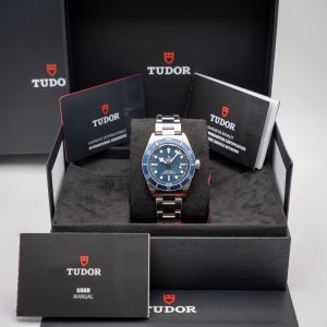 TUDOR Black Bay Fifty-Eight 39 79030B Esfera Azul 02/2026 Nuevo a estrenar