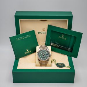 Rolex Sky-Dweller 336934 Acero / Oro blanco Oyster 02/2024 Buen estado