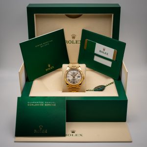 Rolex Day-Date 40 MM 228238 Oro Amarillo 2017 Buen Estado